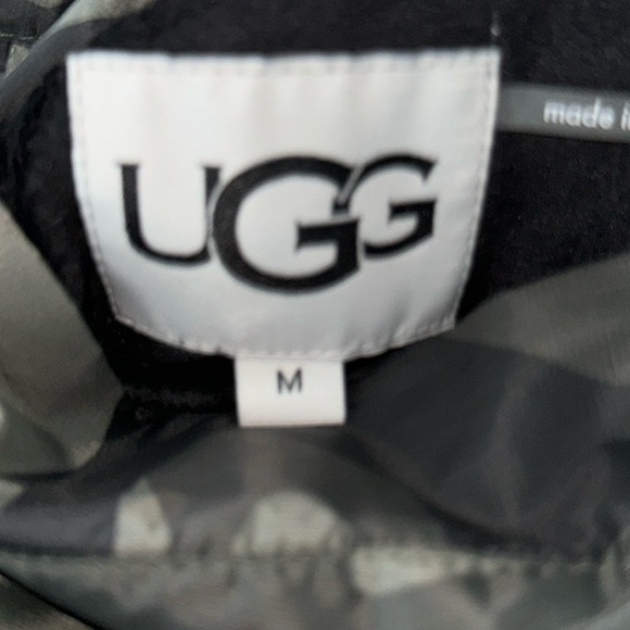 UGG MACE REVERSIBLE SHERPA JACKET - Picture 4 of 4